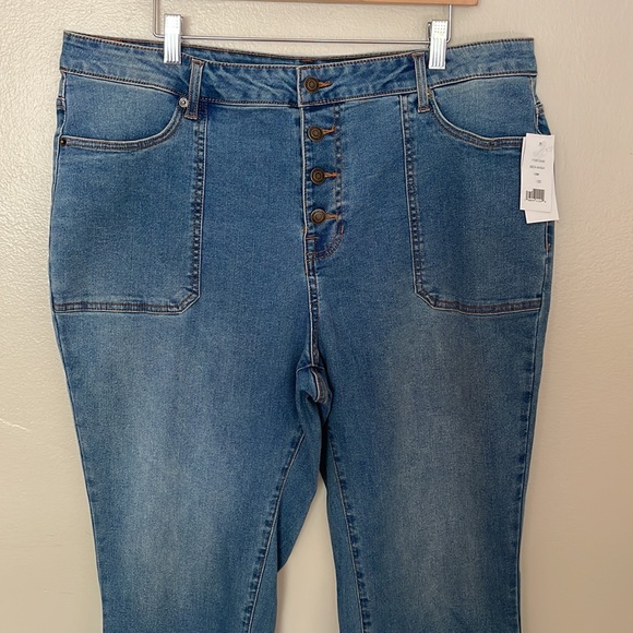 NWT Daily Thread Bootcut Jeans. Size 18W - Picture 2 of 8